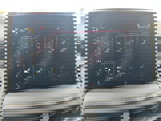 Used 2024 GMC Yukon AT4 image 16