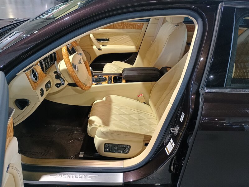Used 2016 Bentley Flying Spur V8 AWD/4WD image 14
