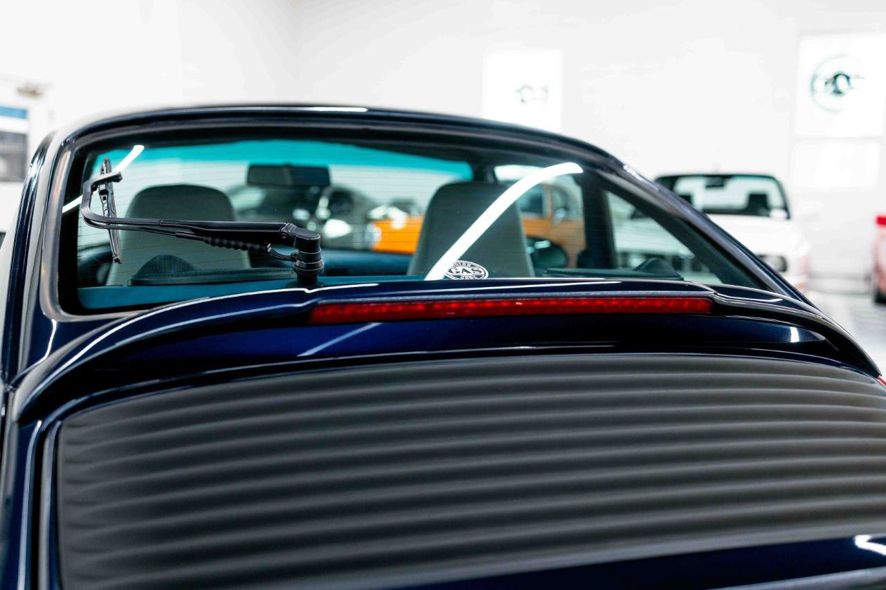 Used 1995 Porsche 911 GT3 RS image 24
