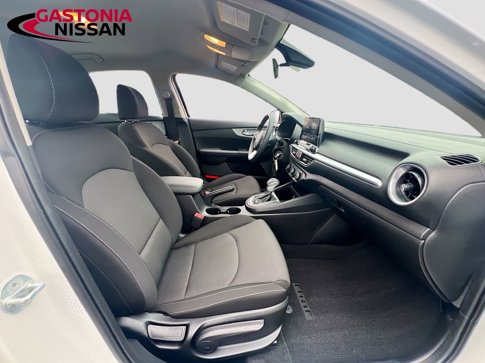 Used 2023 Kia Forte LXS image 33