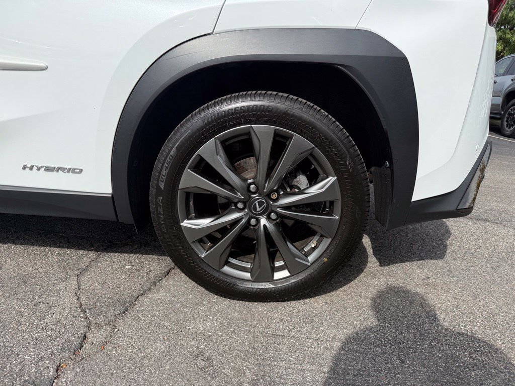 Used 2019 Lexus UX 250h F Sport w/ F Sport Premium Package AWD/4WD image 24