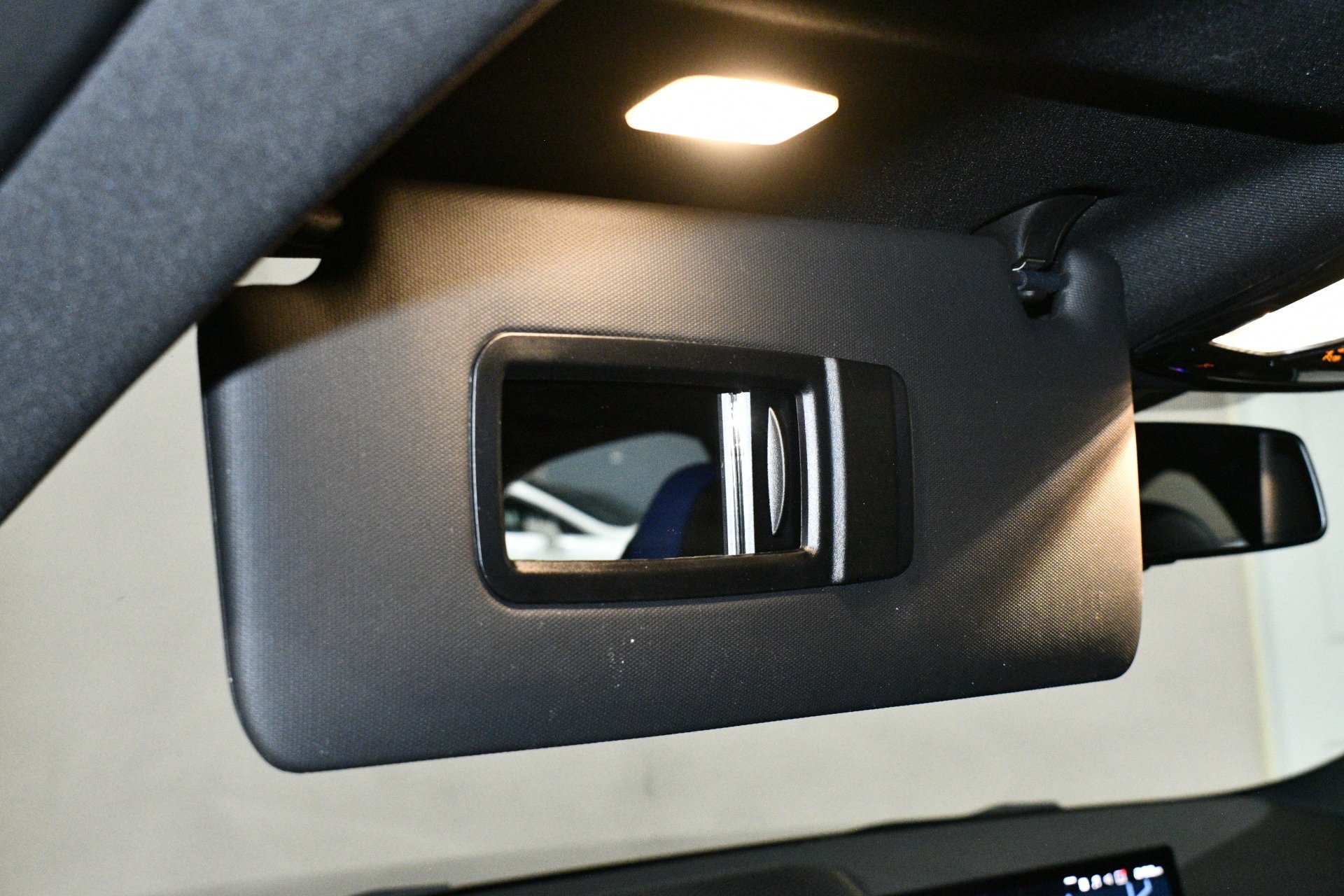 Used 2023 BMW M2 w/ Lighting Package image 21