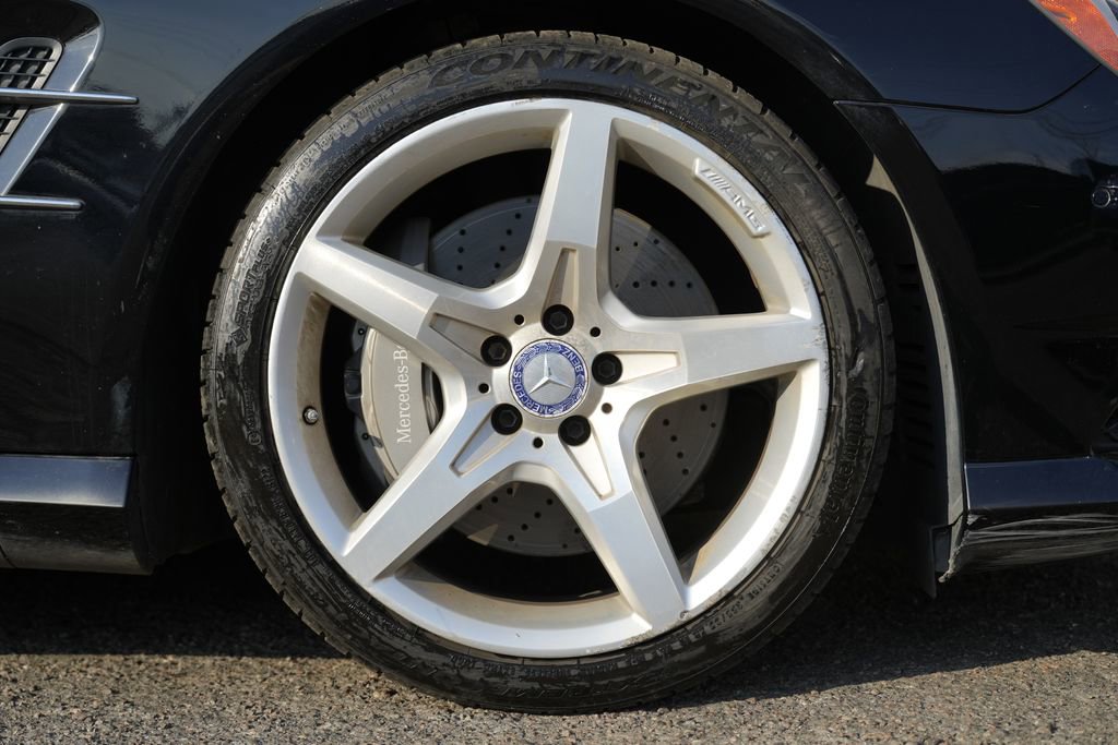 Used 2014 Mercedes-Benz SL 550 image 7