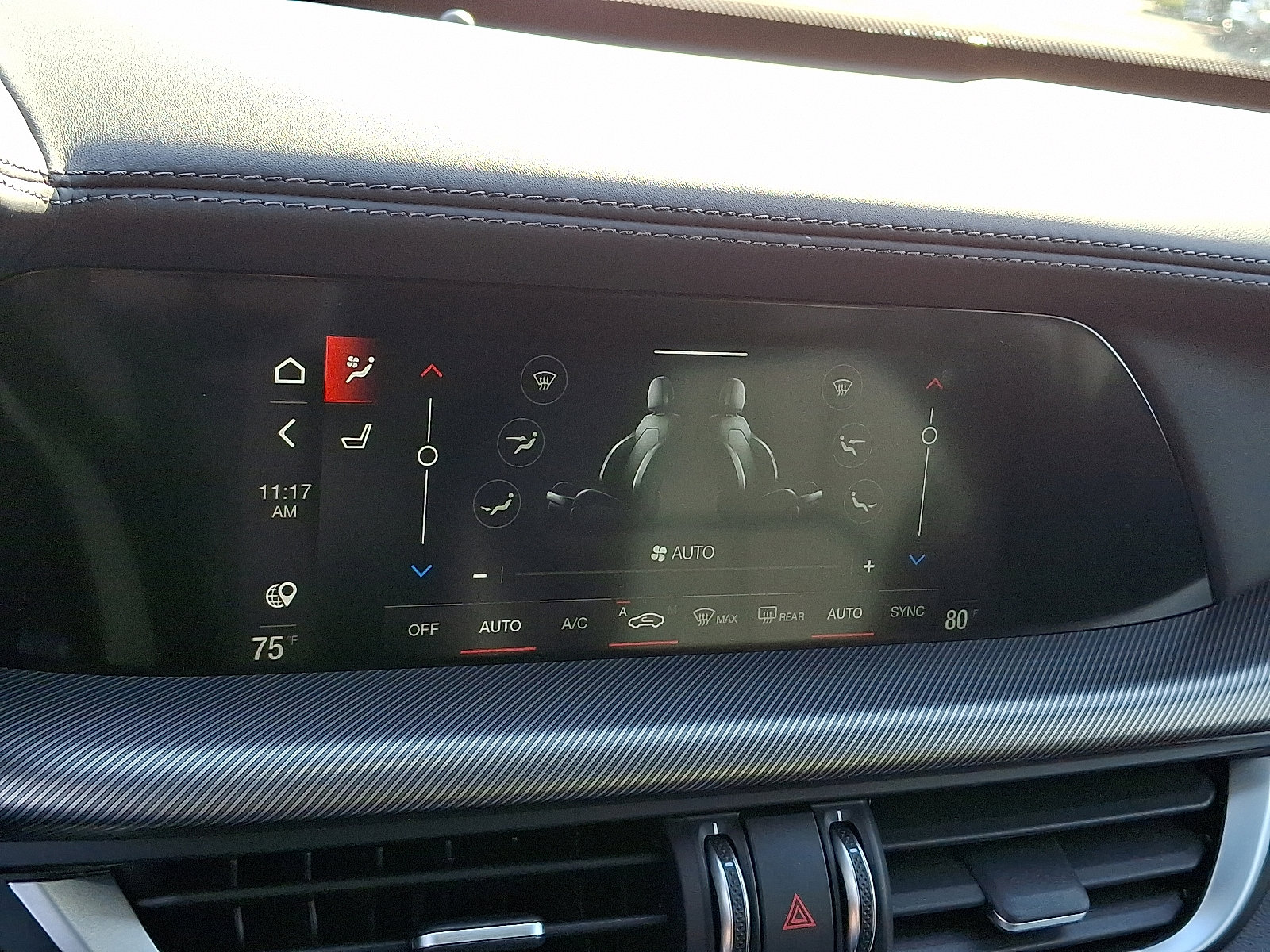 Used 2024 Alfa Romeo Stelvio Ti image 17