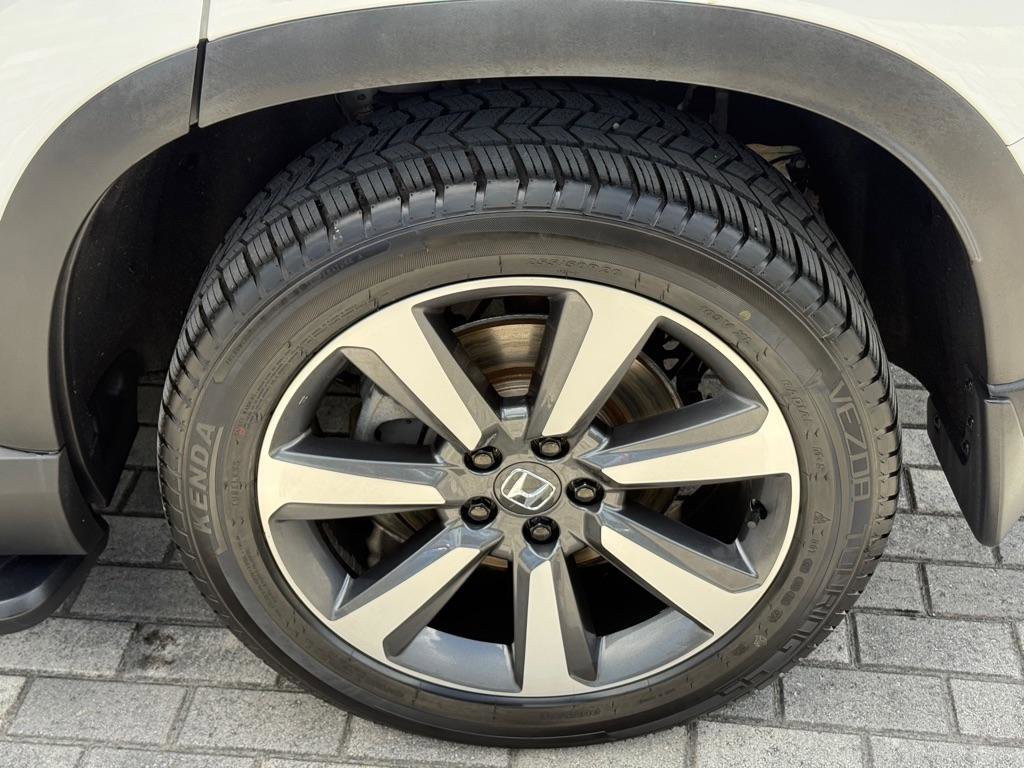 Used 2023 Honda Pilot Elite image 43