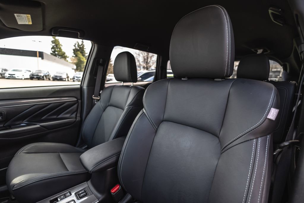 Used 2019 Mitsubishi Outlander SEL image 22