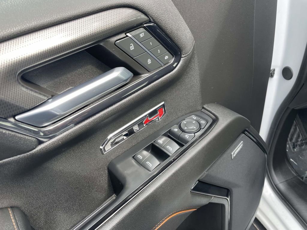 Used 2024 GMC Sierra 1500 AT4 w/ AT4 Premium Package image 27