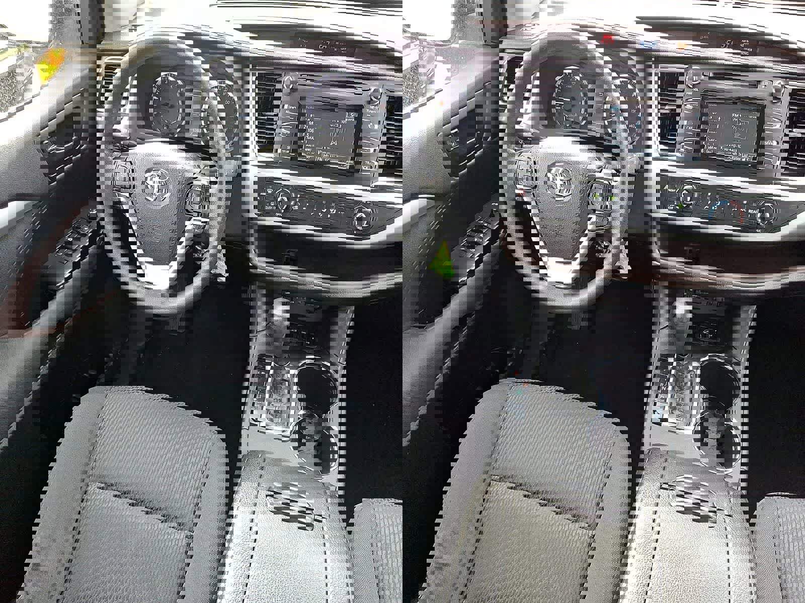 Used 2019 Toyota Highlander LE image 10