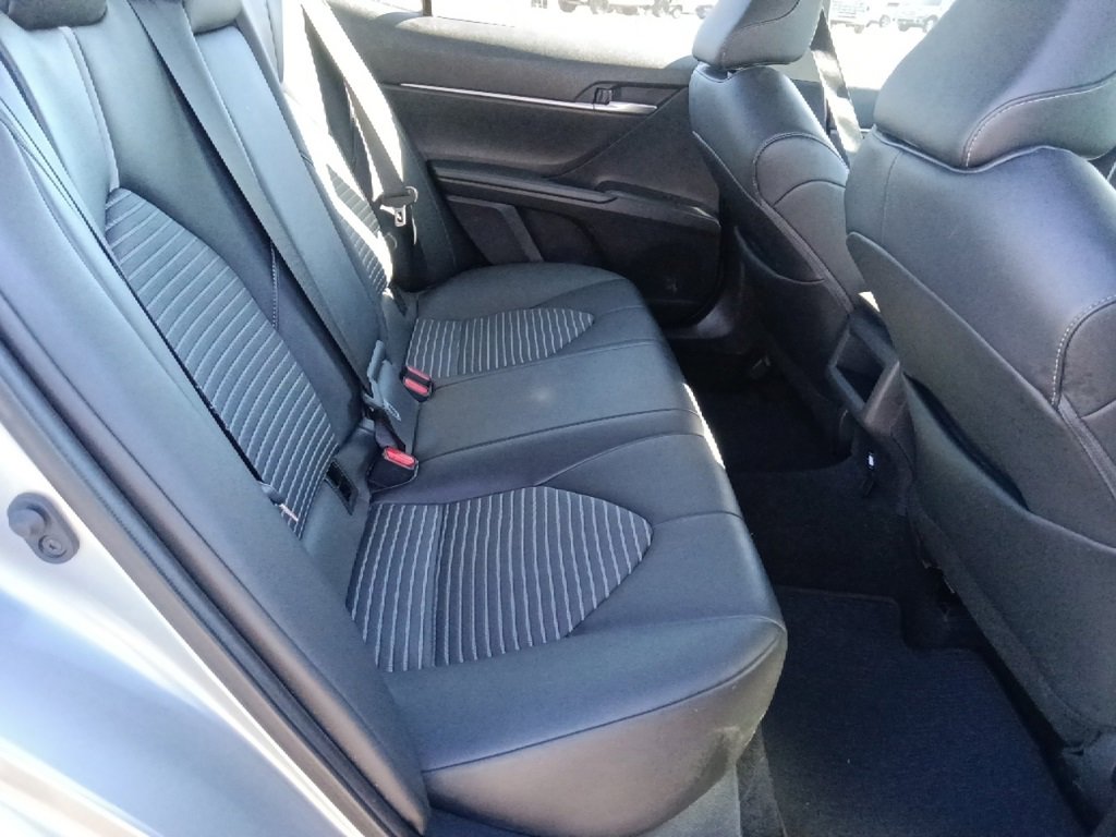 Used 2024 Toyota Camry SE image 27