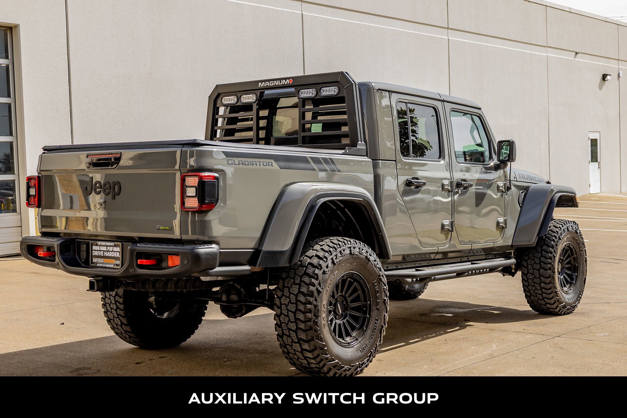 Used 2022 Jeep Gladiator Rubicon w/ LED Lighting Group image 9