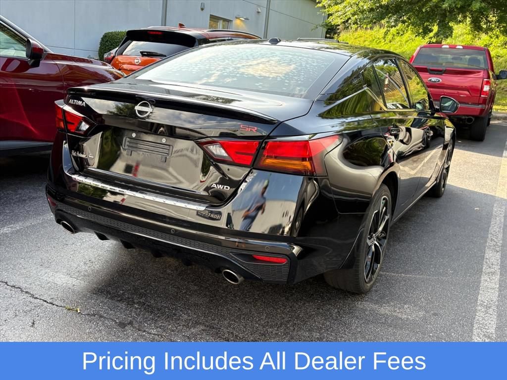 Used 2023 Nissan Altima 2.5 SR w/ SR Premium Package AWD/4WD image 5