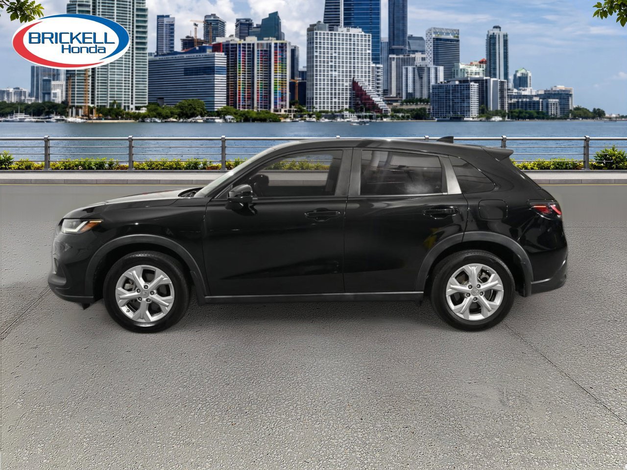 Used 2024 Honda HR-V LX image 2