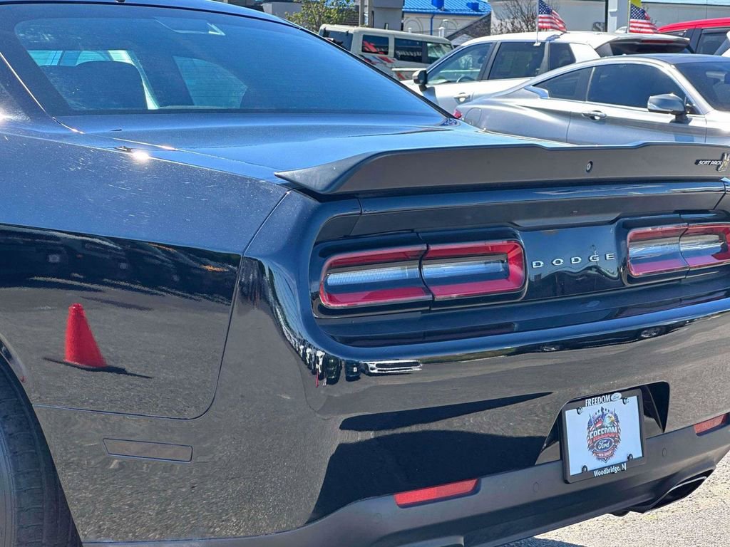 Used 2021 Dodge Challenger R/T Scat Pack RWD image 7