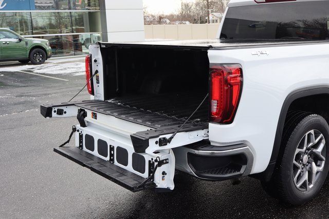 Used 2023 GMC Sierra 1500 SLT w/ SLT Premium Package image 20