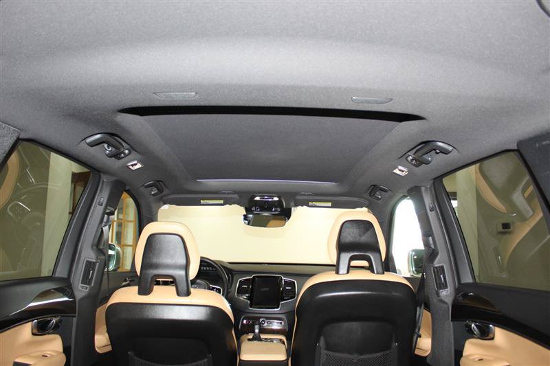 Used 2017 Volvo XC90 T5 Momentum AWD/4WD image 21