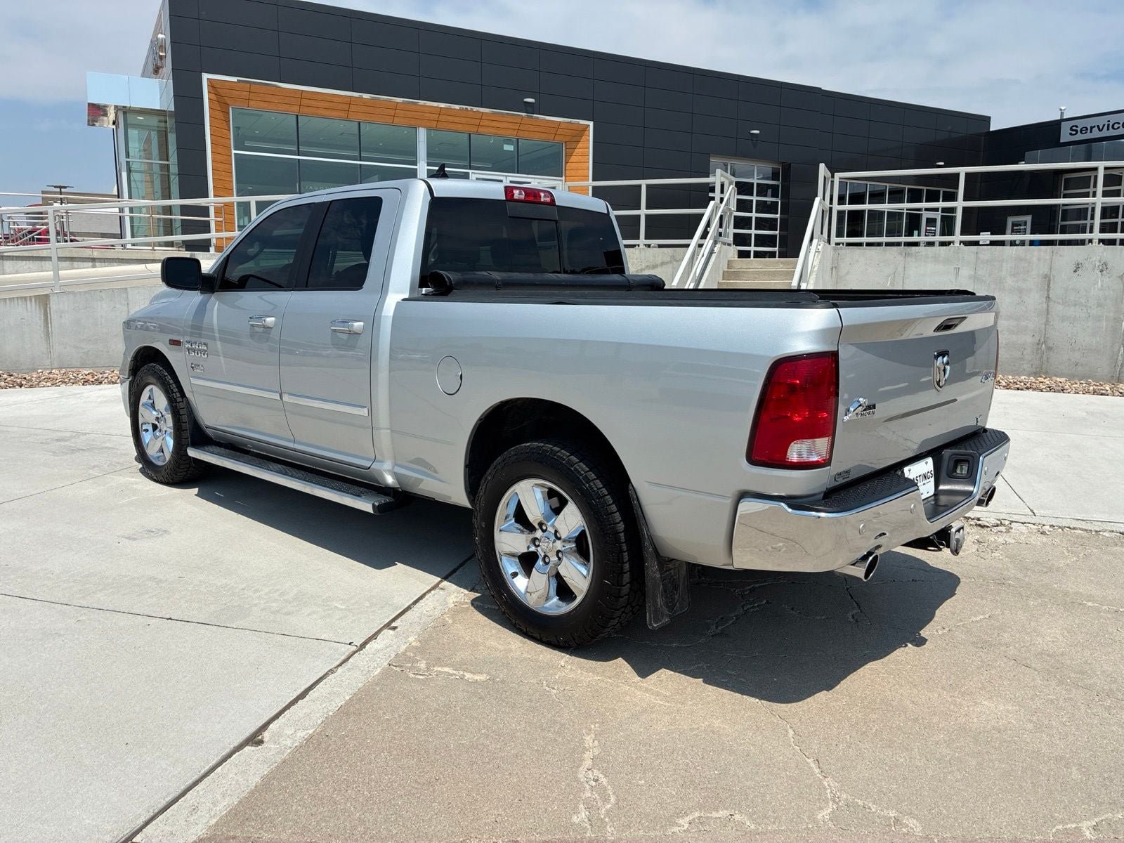 Used 2017 RAM 1500 Big Horn AWD/4WD image 3