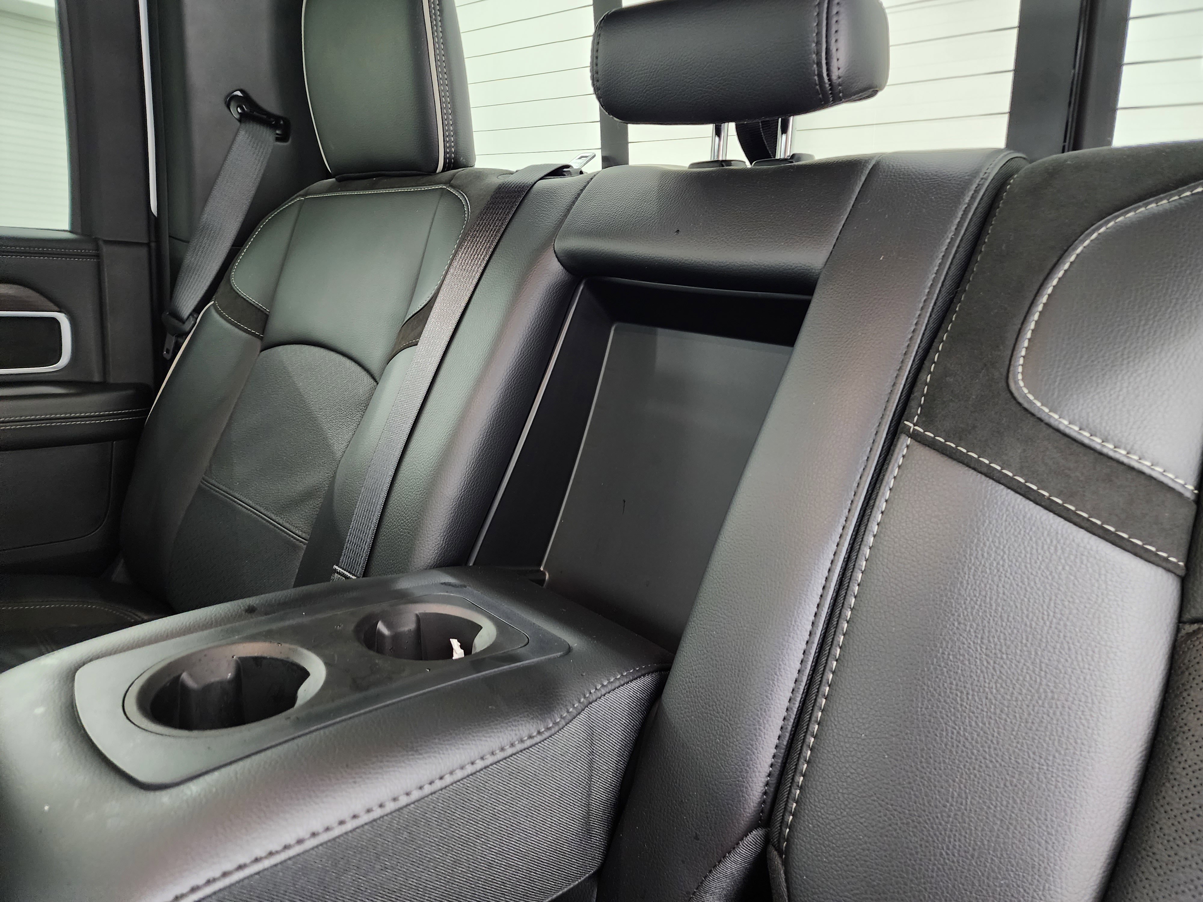 Used 2025 RAM 3500 Laramie image 39