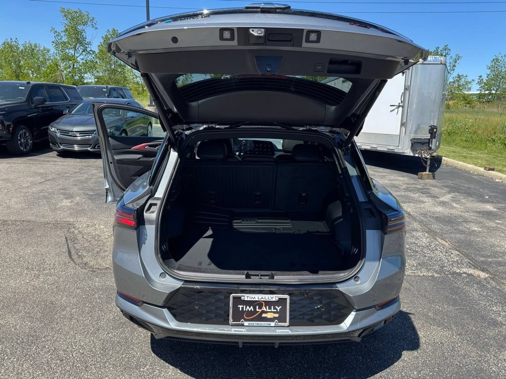 New 2026 Chevrolet Equinox EV RS FWD image 26