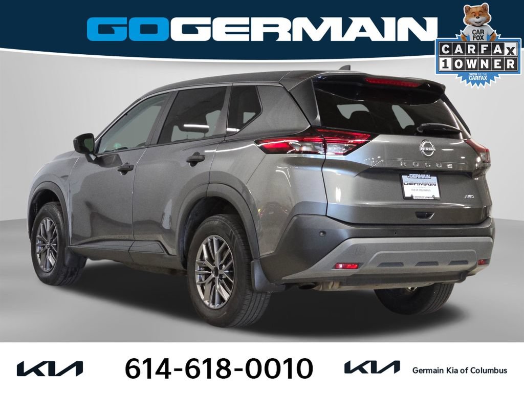 Used 2023 Nissan Rogue S AWD/4WD image 10