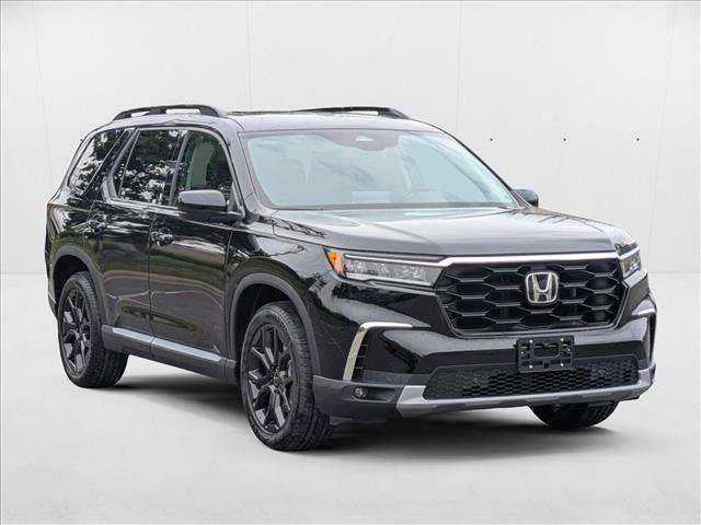 New 2025 Honda Pilot Touring image 7