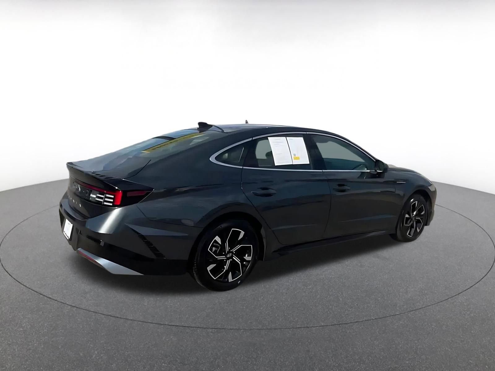 Used 2025 Hyundai Sonata SEL image 12