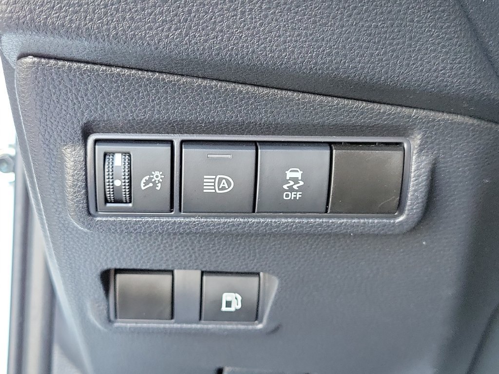 Used 2024 Toyota Corolla Cross AWD Hybrid image 25