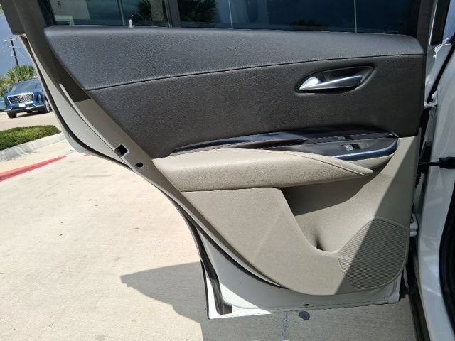 Used 2021 Cadillac XT4 Luxury w/ Driver Awareness Package FWD image 21