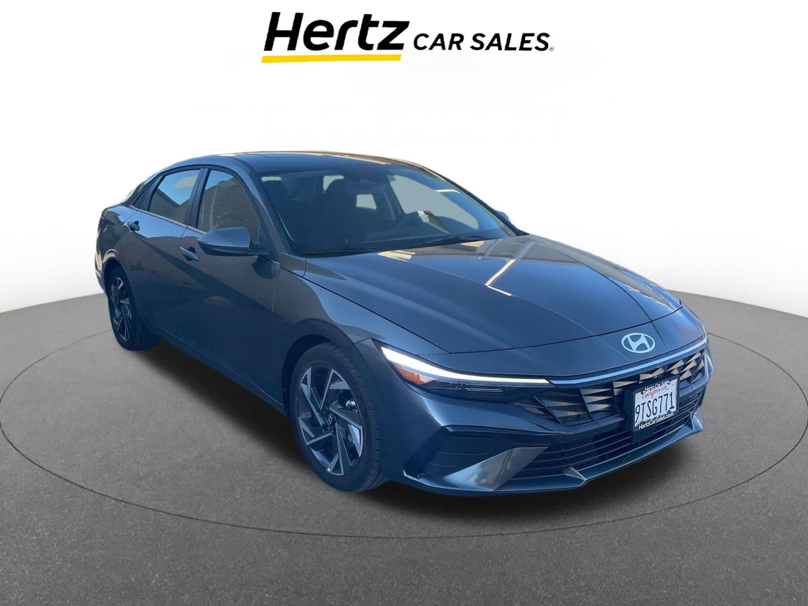 Used 2025 Hyundai Elantra SEL image 1