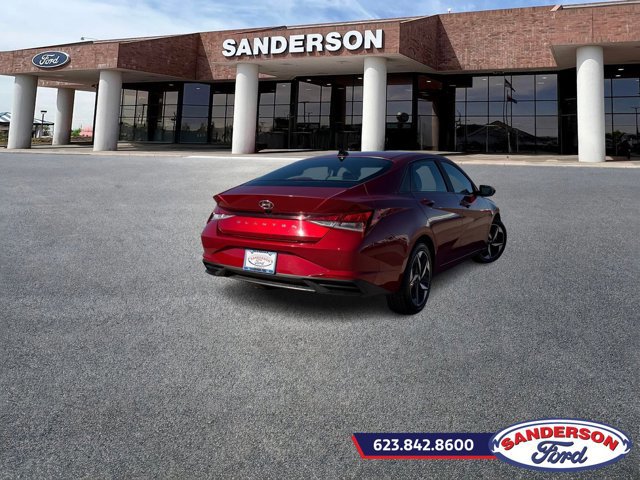 Used 2023 Hyundai Elantra SEL w/ Convenience Package image 3