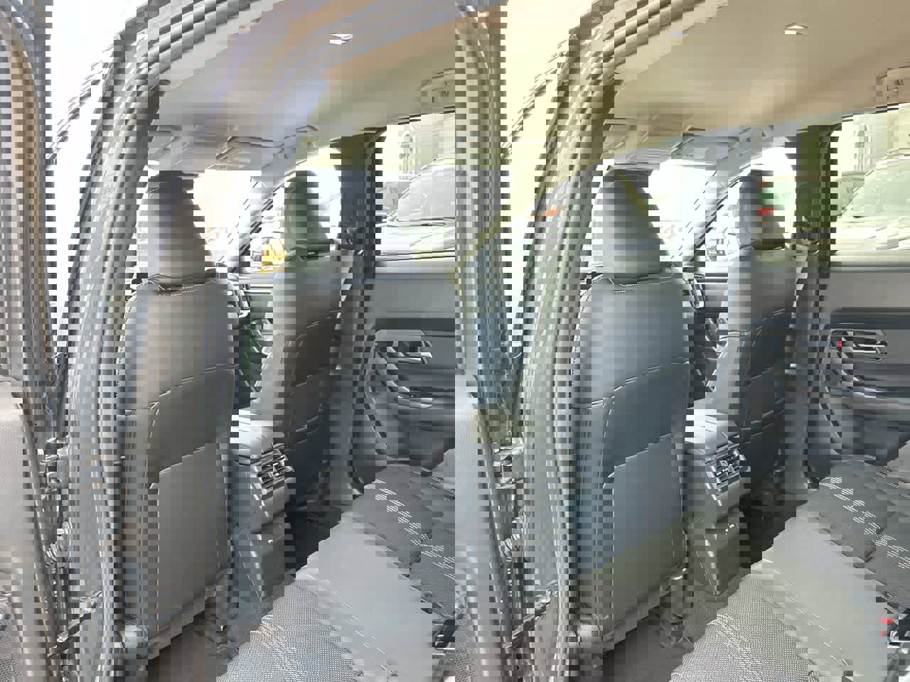 Used 2024 MAZDA CX-50 AWD 2.5 S w/ Cargo Package image 23