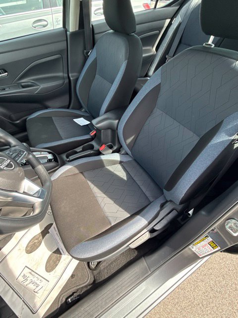 Used 2025 Nissan Versa SV FWD image 16