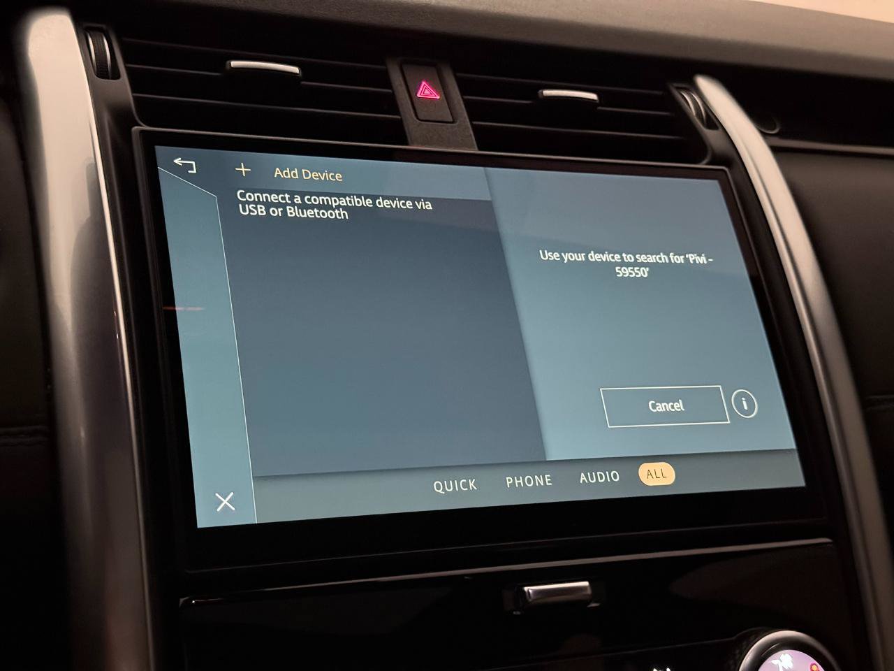 Used 2022 Land Rover Discovery S AWD/4WD image 34