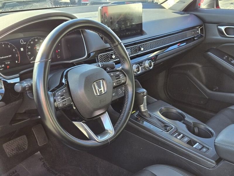 Used 2022 Honda Civic Touring image 11