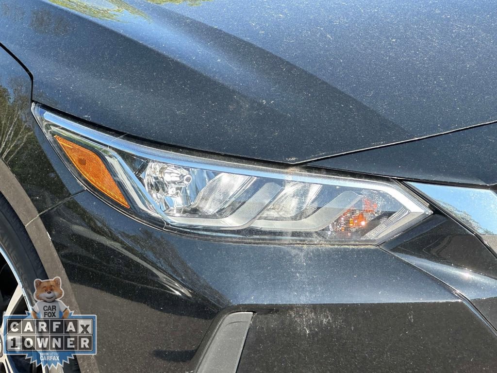 Used 2023 Nissan Sentra SV w/ All-Weather Package FWD image 11
