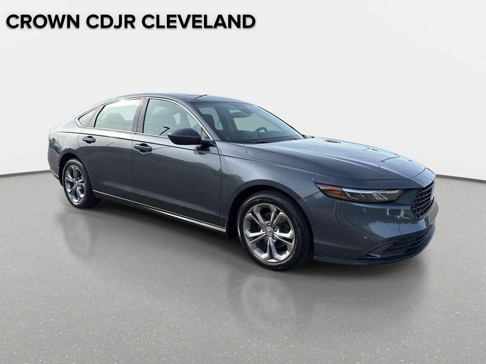 Used 2024 Honda Accord EX image 2