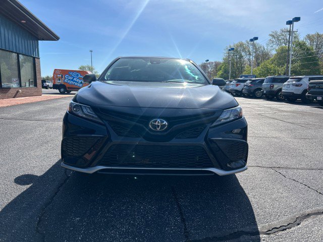 Used 2024 Toyota Camry XSE w/ Navigation Package FWD image 3