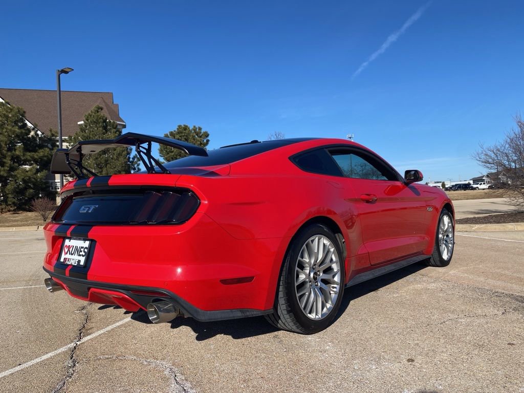 Used 2017 Ford Mustang GT Premium w/ GT Performance Package image 11