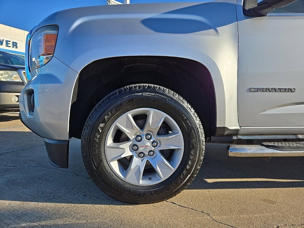 Used 2015 GMC Canyon SLE w/ SLE Convenience Package image 9