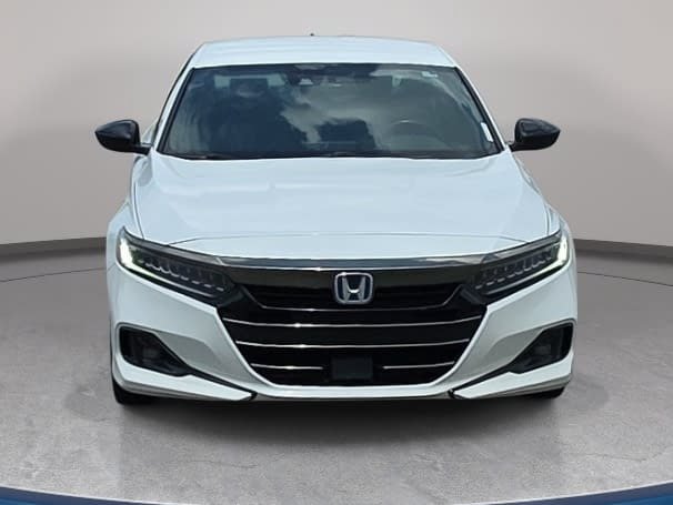 Used 2022 Honda Accord Sport image 2