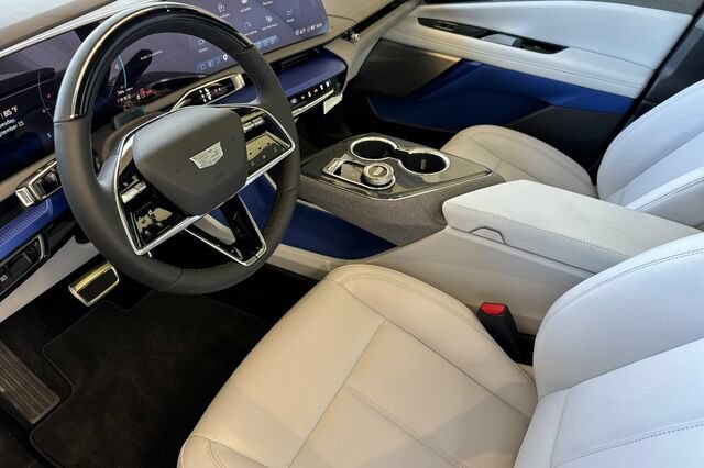 New 2027 Cadillac Optiq Sport RWD image 10