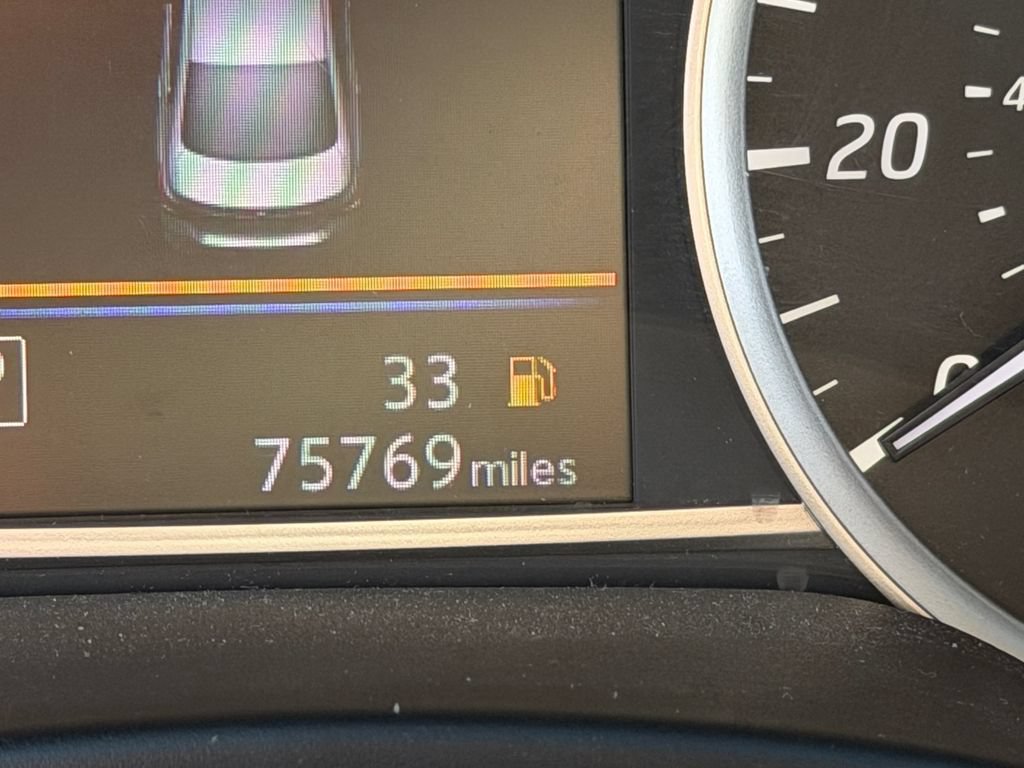Used 2019 Nissan Sentra SR FWD image 26