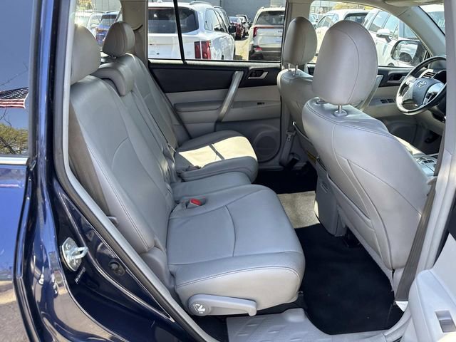 Used 2013 Toyota Highlander SE image 11