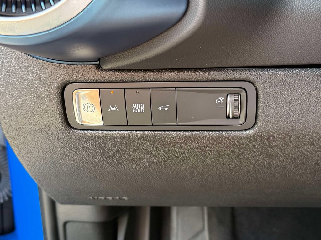 Used 2024 Chevrolet Equinox EV LT AWD/4WD image 26