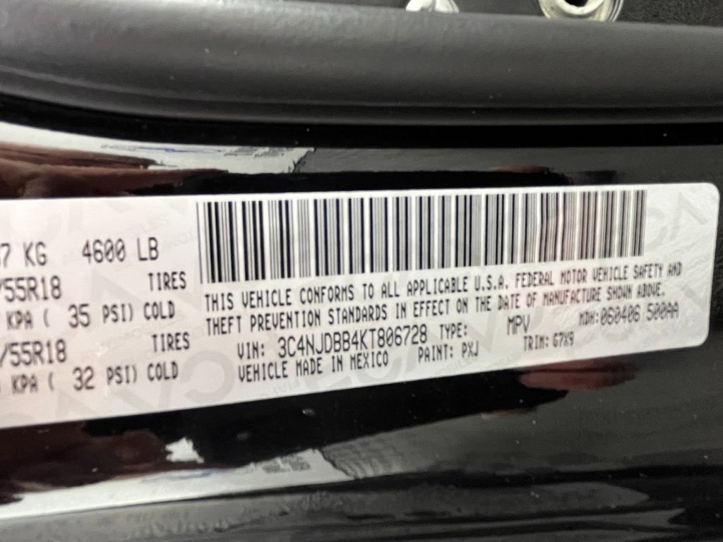 Used 2019 Jeep Compass Latitude AWD/4WD image 25