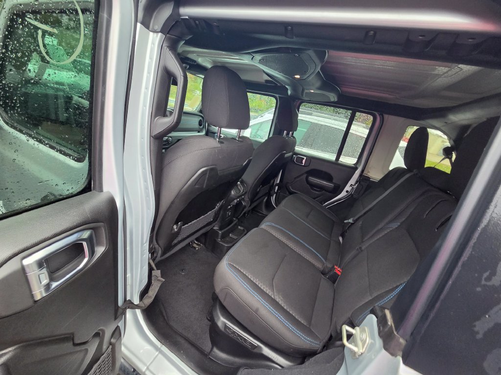 Used 2024 Jeep Wrangler Unlimited Rubicon 4xe AWD/4WD image 20