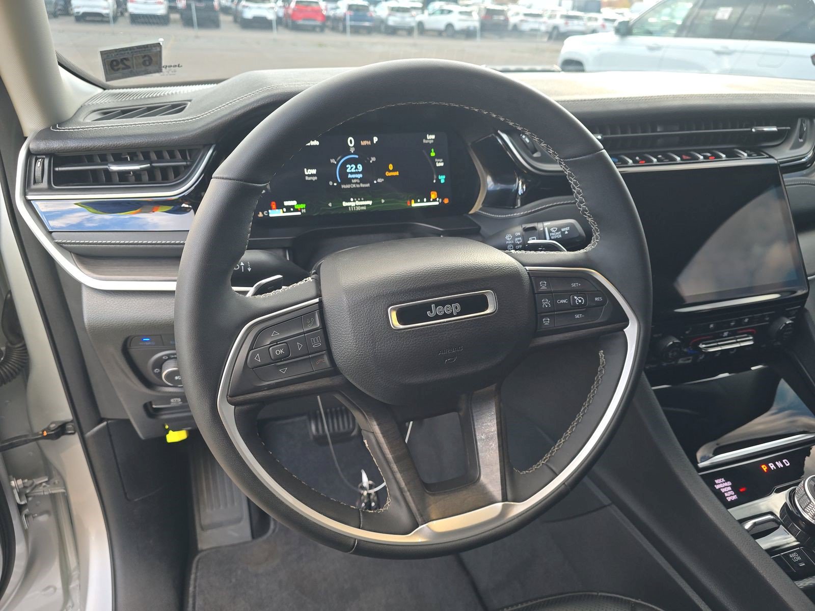 Used 2024 Jeep Grand Cherokee Limited 4xe AWD/4WD image 8