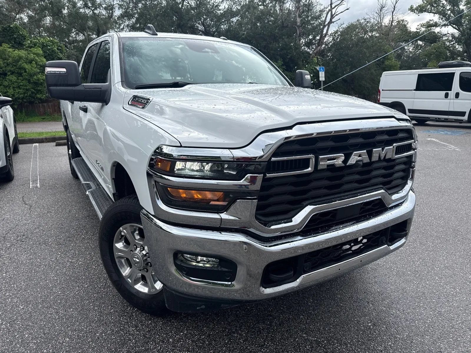 Used 2026 RAM 2500 Big Horn AWD/4WD image 4