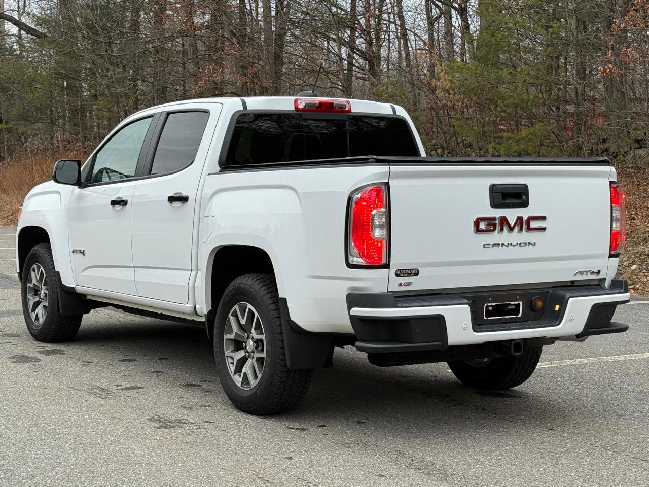 Used 2021 GMC Canyon AT4 image 2
