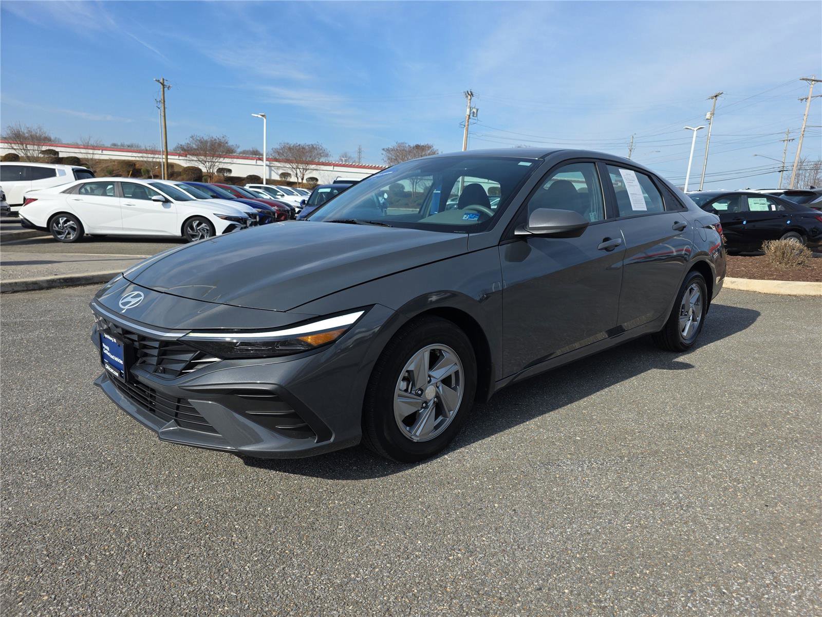 Certified 2024 Hyundai Elantra SE image 9