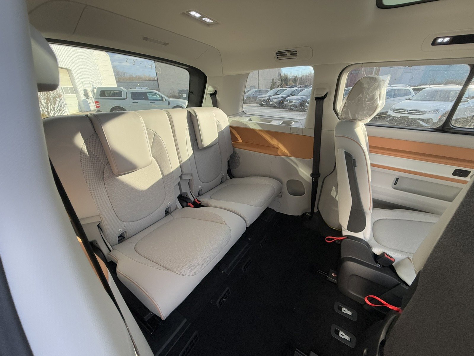 New 2025 Volkswagen ID. Buzz 1st Edition image 25